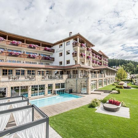 Hotel Waldhof Perca Exterior photo